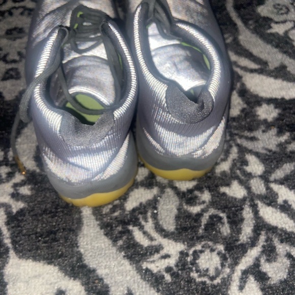 Air Jordan Futuristic 11s - Picture 7 of 7